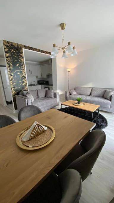 Stunning Modern 2Bed Apt Near Dublin City& Airport Eksteriør billede